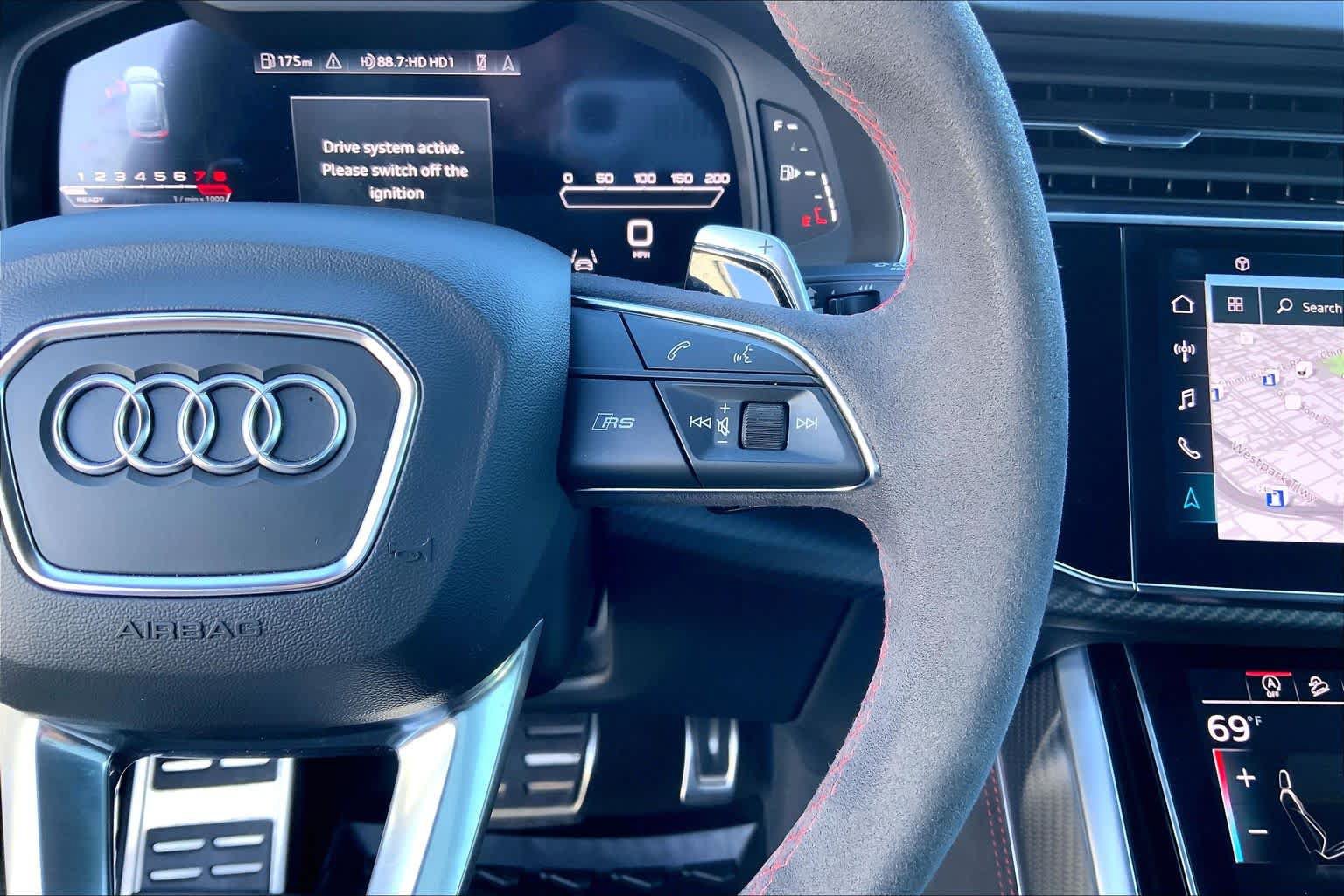 Used 2023 Audi RS Q8 AWD/4WD image 25