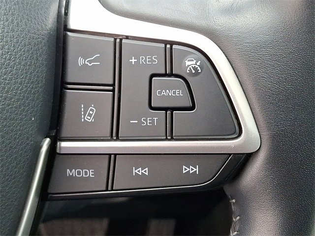 Used 2022 Toyota Highlander Platinum image 23