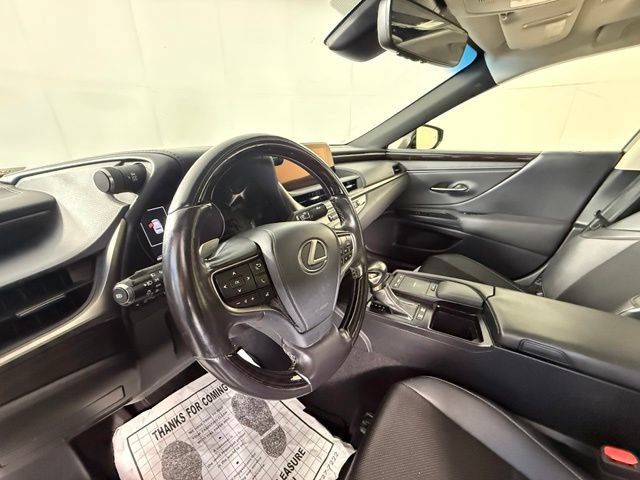 Used 2019 Lexus ES 300h w/ Premium Package FWD image 15