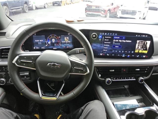 Used 2025 Chevrolet Suburban RST w/ Comfort Package image 5