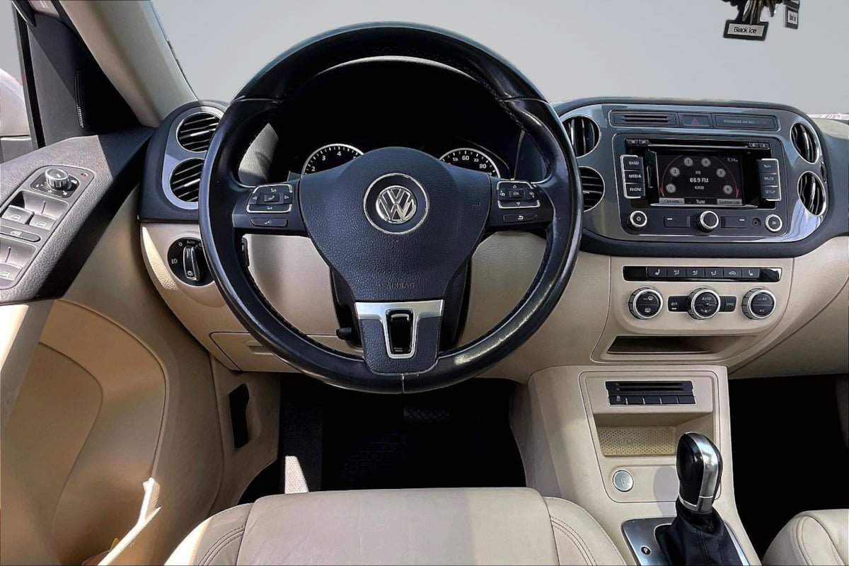 Used 2013 Volkswagen Tiguan SE FWD image 5