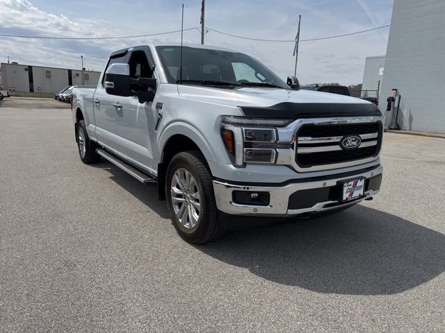 Used 2025 Ford F150 Lariat w/ Equipment Group 501A Mid AWD/4WD image 7