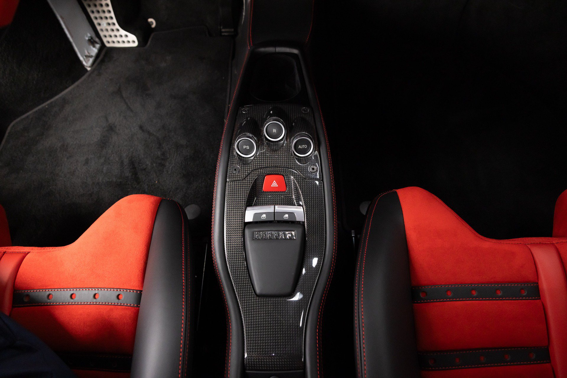 Certified 2015 Ferrari 458 Italia Coupe RWD image 83