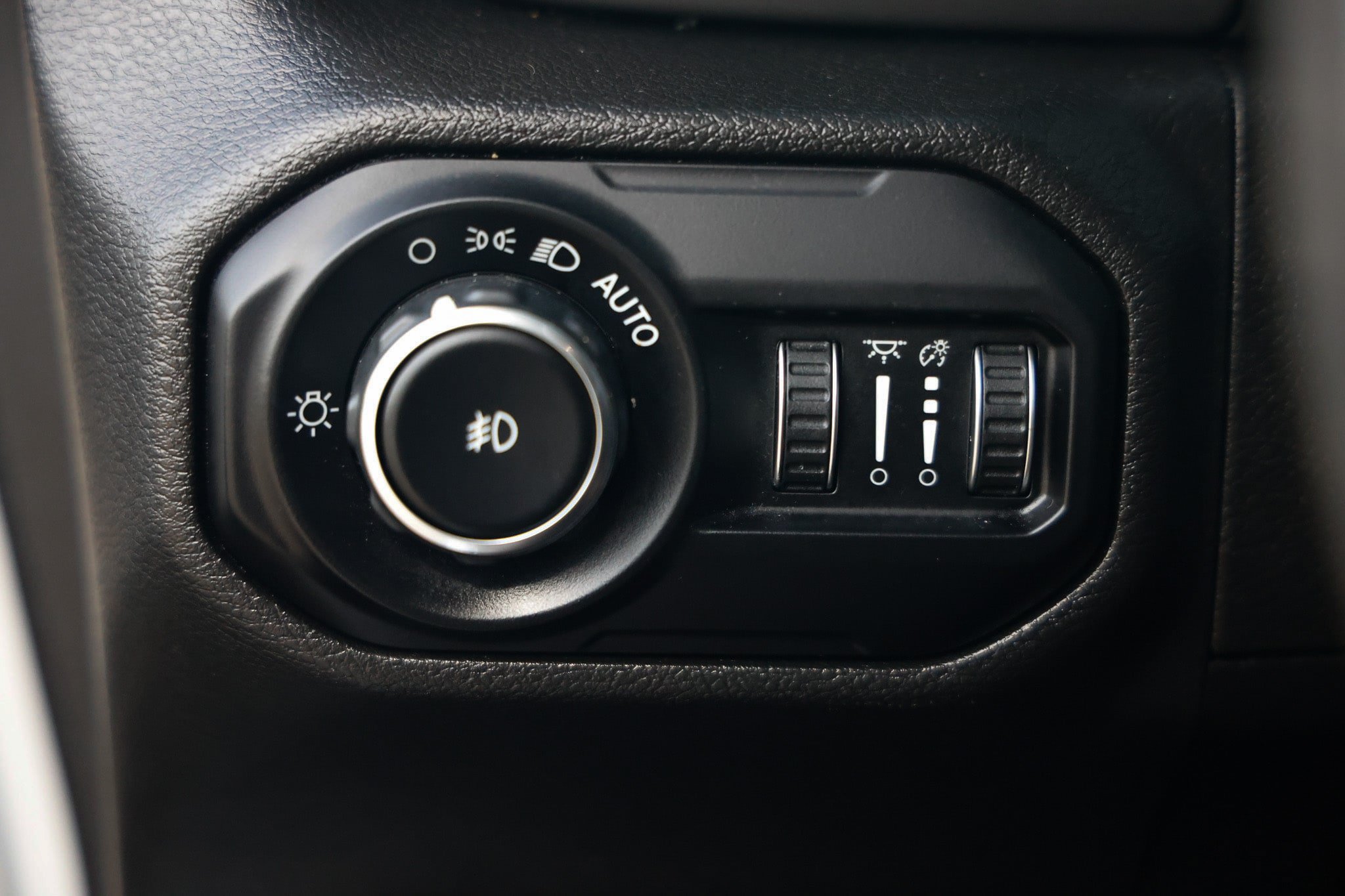 Used 2022 Jeep Wrangler Sport AWD/4WD image 46