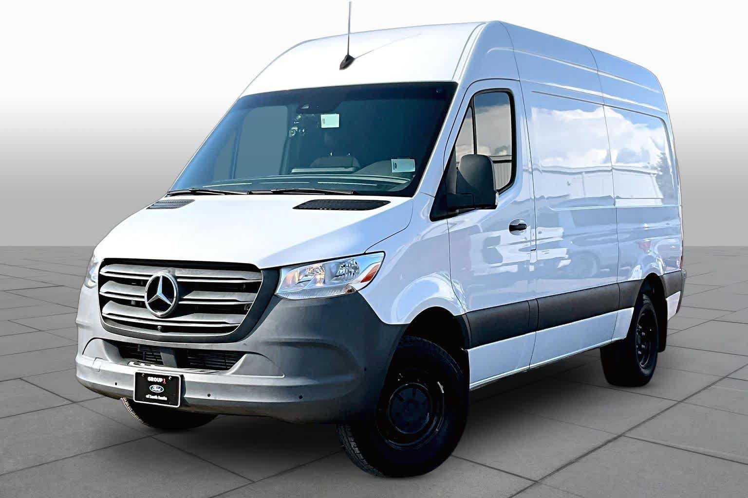 Used 2022 Mercedes-Benz Sprinter 3500 image 34