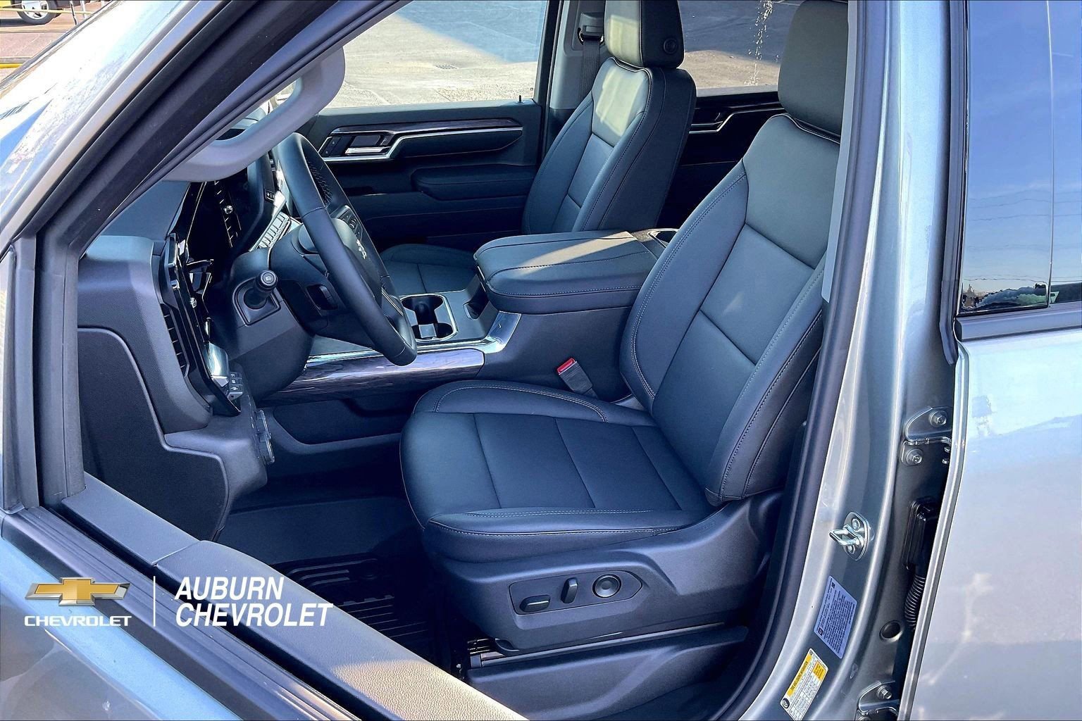 New 2026 Chevrolet Silverado 2500 LTZ w/ LTZ Plus Package AWD/4WD image 9