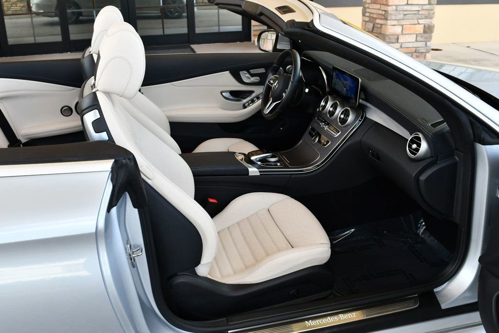 Used 2023 Mercedes-Benz C 300 4MATIC Cabriolet image 65