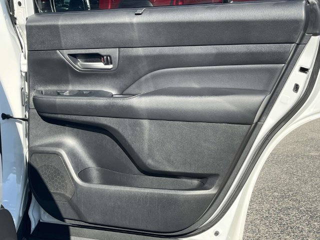 Used 2024 Toyota Grand Highlander AWD image 24