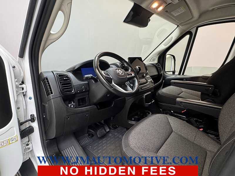 Used 2024 RAM ProMaster 2500 w/ Premium Convenience Group FWD image 16