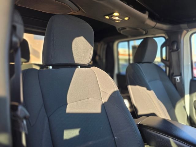 Used 2020 Jeep Gladiator Sport w/ Quick Order Package 24S image 11