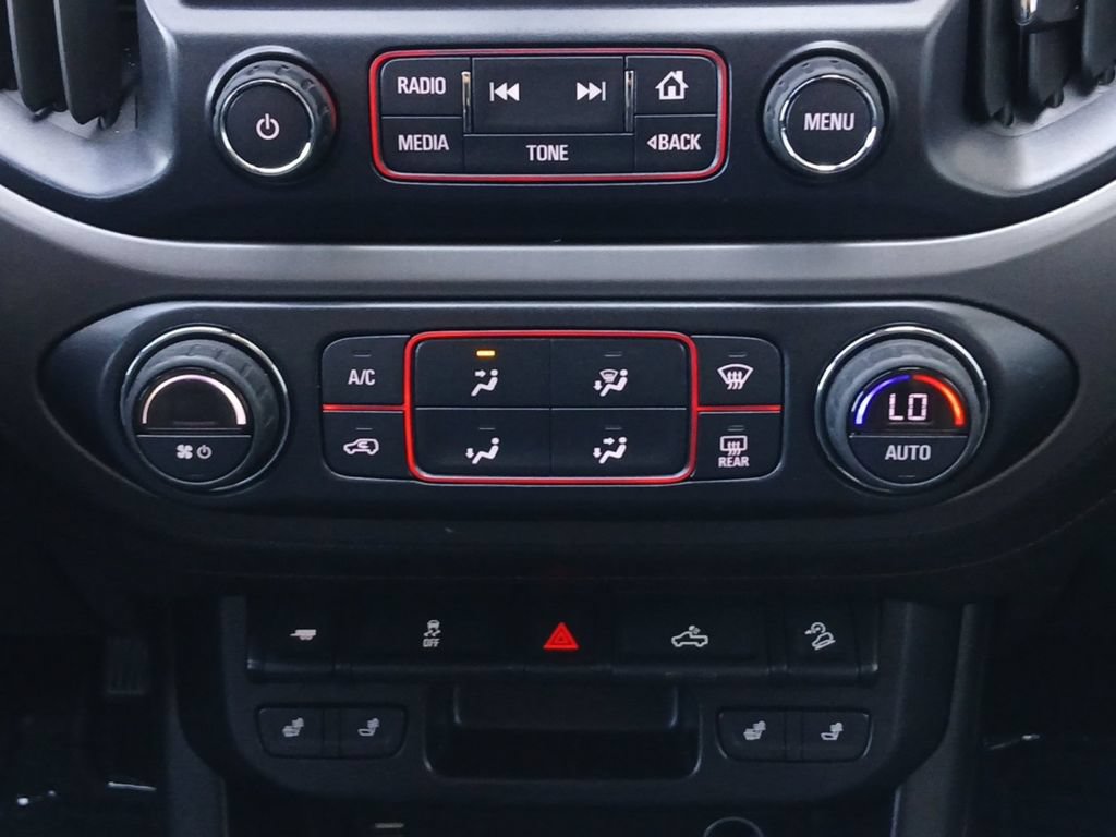Used 2016 GMC Canyon SLE w/ All Terrain Package AWD/4WD image 4