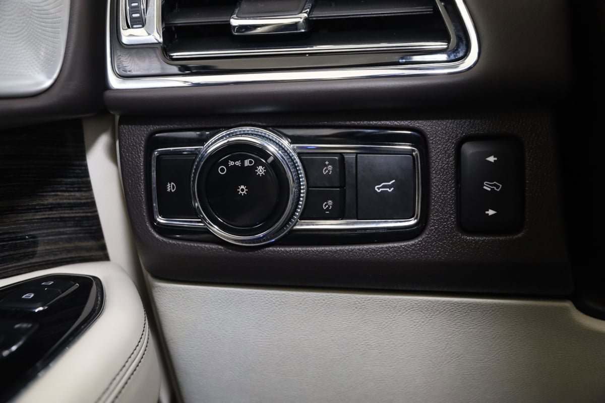 Used 2020 Lincoln Navigator Black Label AWD/4WD image 30