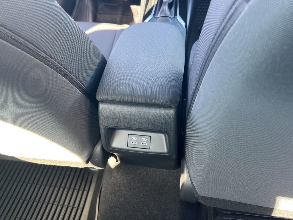 Used 2023 Toyota Corolla LE image 17