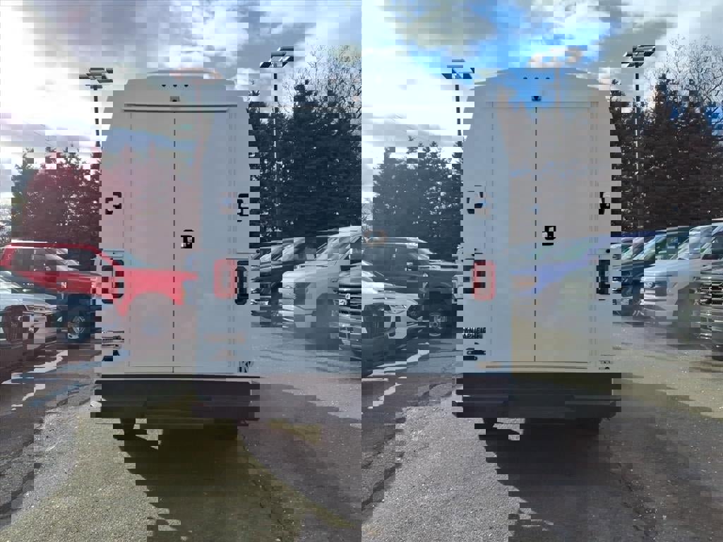 New 2026 Ford E-350 and Econoline 350 Super Duty w/ Power Equipment Group image 37