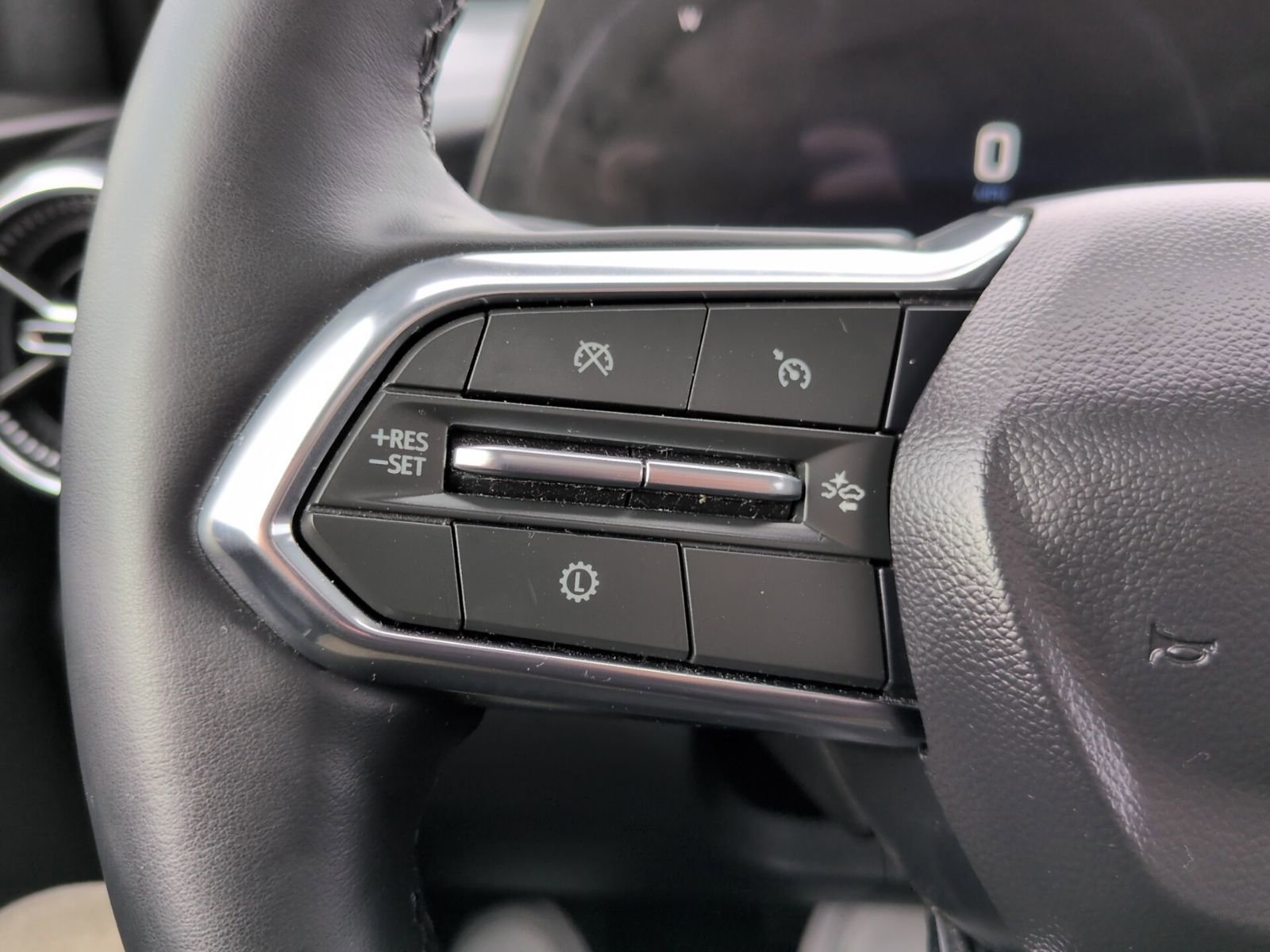 Used 2025 Chevrolet Equinox LT image 19