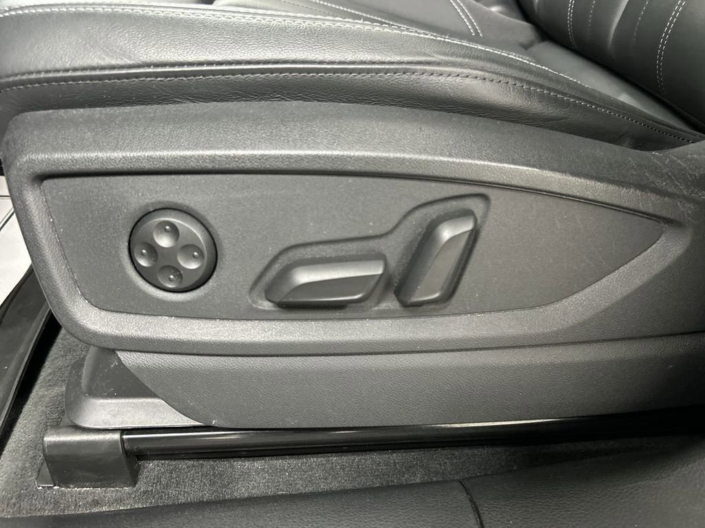 Used 2023 Audi Q5 2.0T Premium Plus AWD/4WD image 10