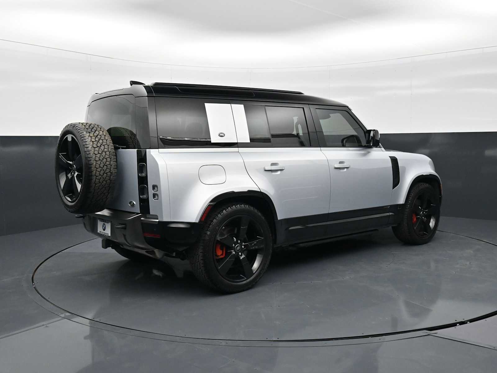 Used 2022 Land Rover Defender 110 X image 5