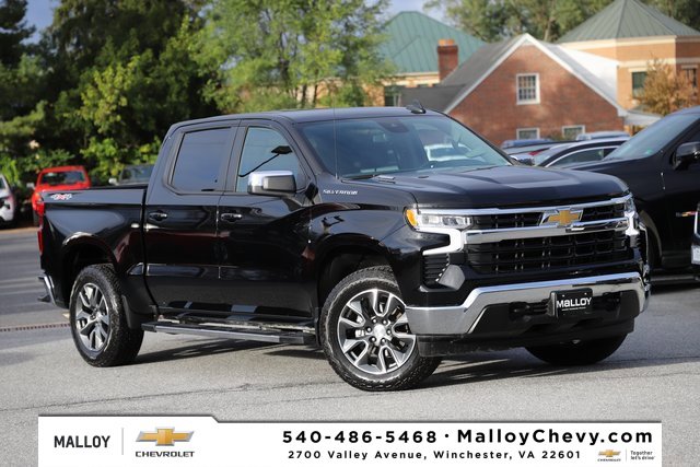 Used 2025 Chevrolet Silverado 1500 LT w/ Convenience Package II