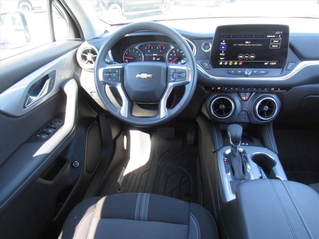 Certified 2024 Chevrolet Blazer LT w/ Convenience Package image 19