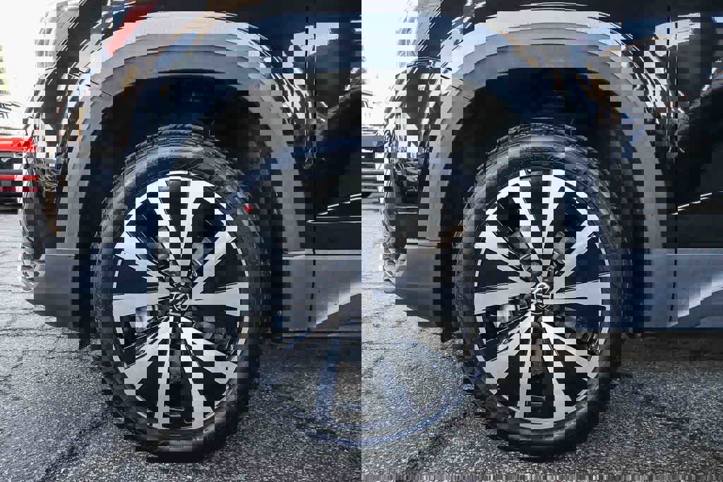 Used 2022 Volkswagen Taos SE image 12