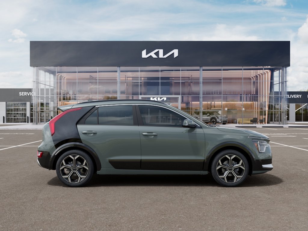 New 2026 Kia Niro SX Touring FWD image 7