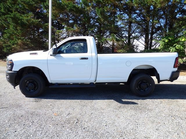 Used 2026 RAM 2500 Tradesman AWD/4WD image 2