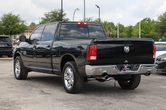 Used 2017 RAM 1500 SLT RWD image 8