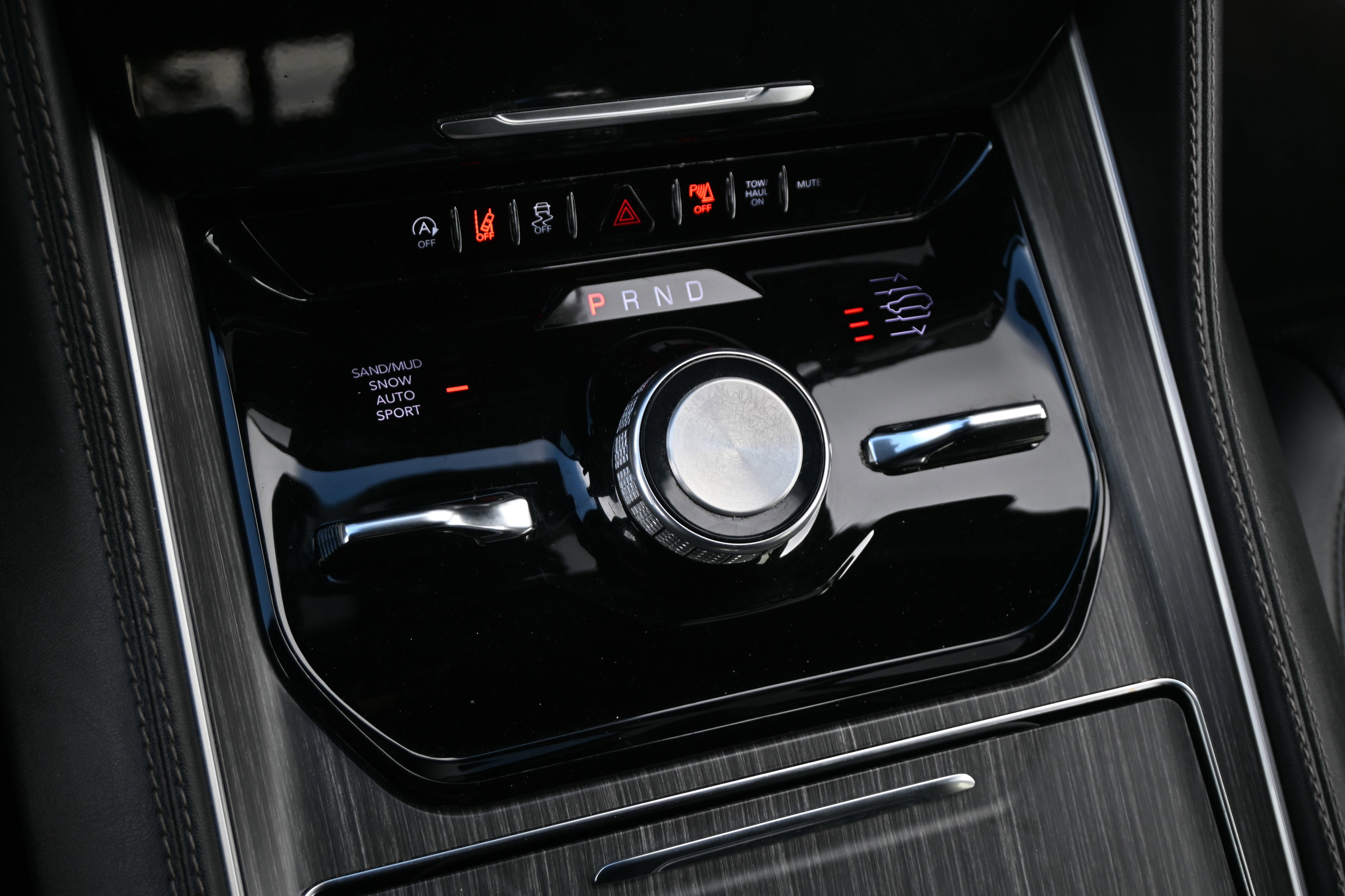 Used 2024 Jeep Wagoneer Series III image 21