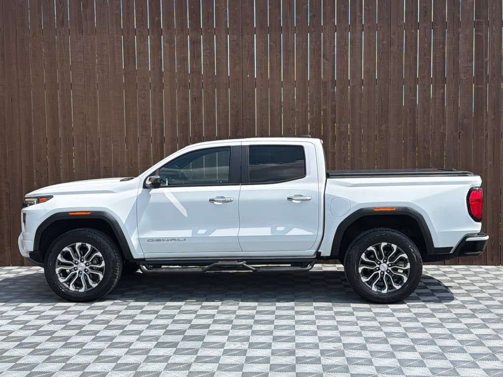 Used 2023 GMC Canyon Denali AWD/4WD image 15