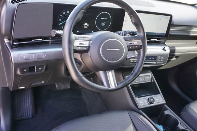 Used 2024 Hyundai Kona Limited image 12