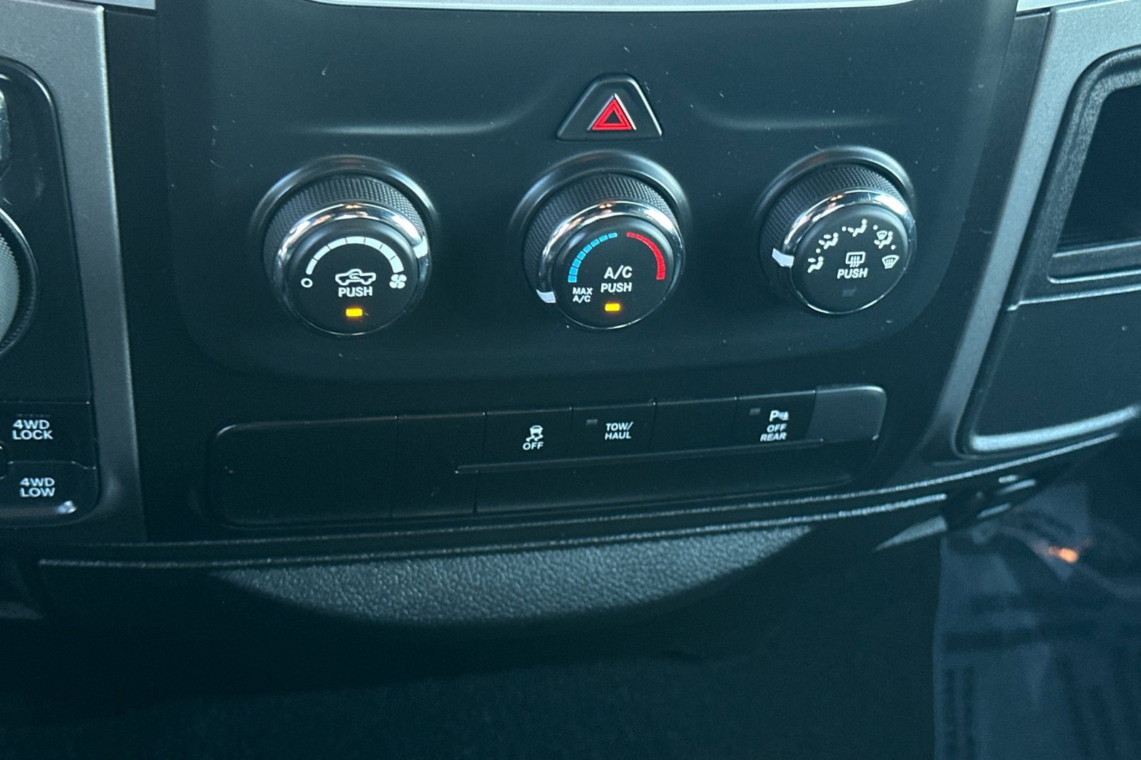 Used 2024 RAM 1500 Classic Warlock image 21