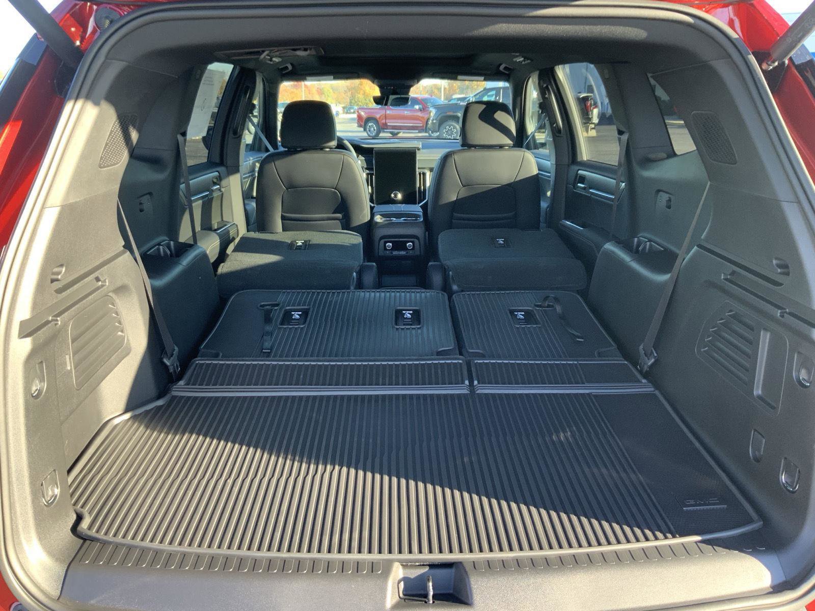 New 2026 GMC Acadia Elevation w/ Black Edition image 16