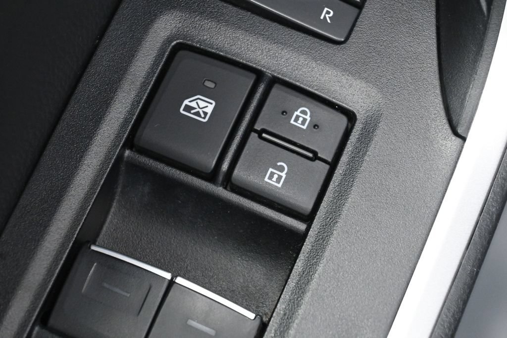 Certified 2025 Toyota RAV4 XLE AWD/4WD image 13