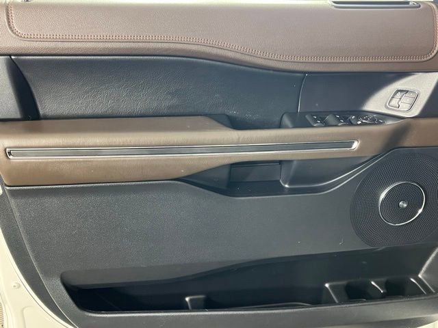 Used 2020 Ford Expedition Max King Ranch image 24