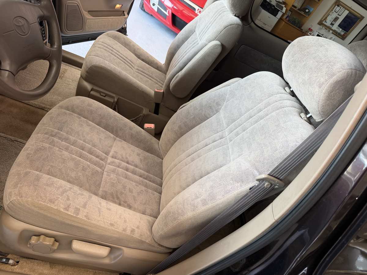 Used 2002 Toyota Sienna LE FWD image 16