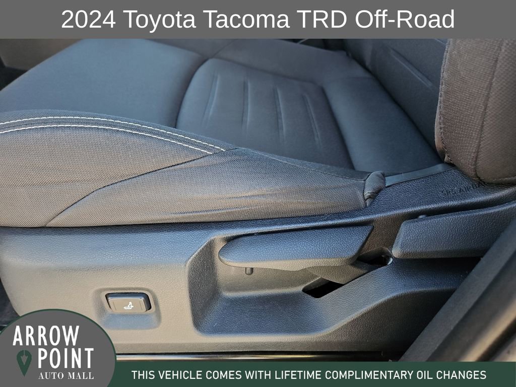 Used 2024 Toyota Tacoma TRD Off-Road image 23