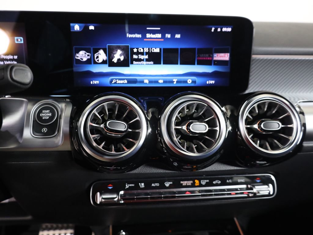 Certified 2025 Mercedes-Benz GLB 35 AMG 4MATIC image 32