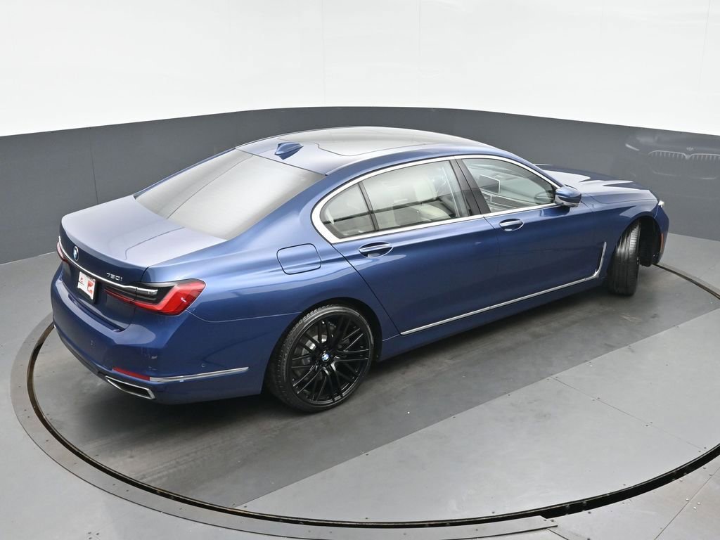 Used 2022 BMW 750i xDrive AWD/4WD image 39