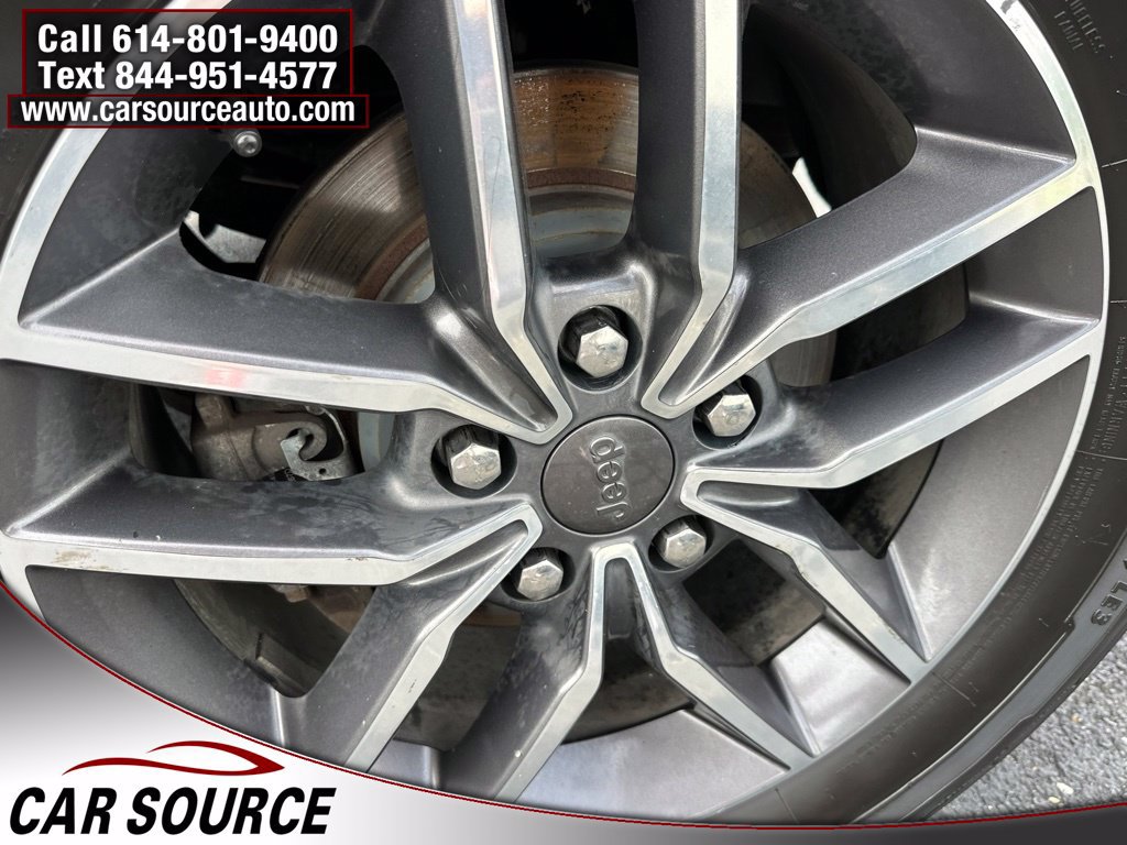Used 2019 Jeep Grand Cherokee Limited AWD/4WD image 21