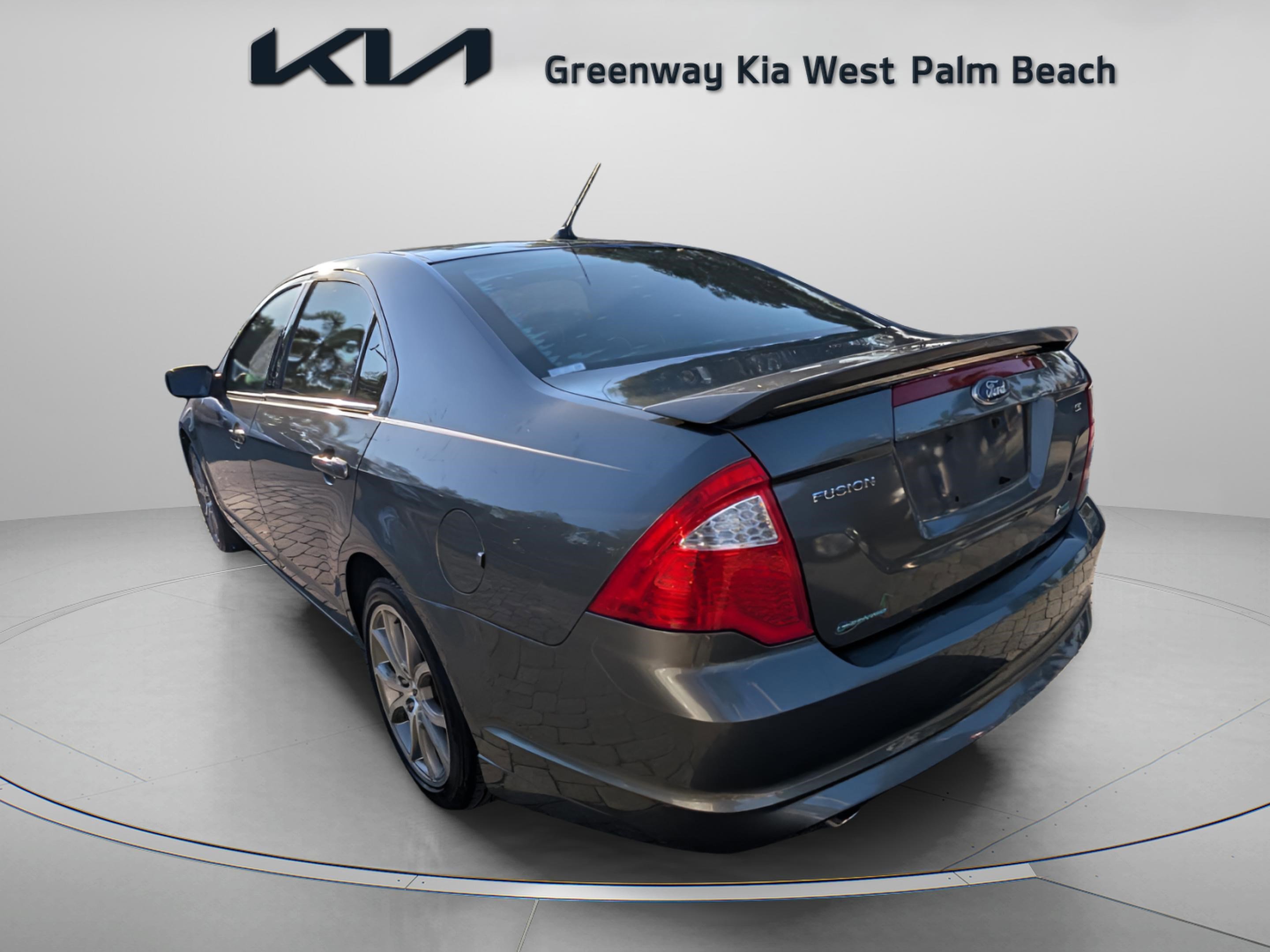 Used 2010 Ford Fusion SE image 5