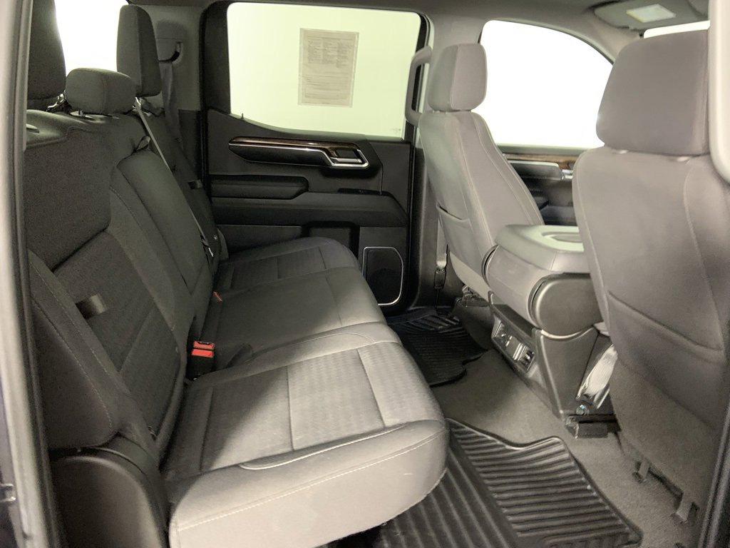 Used 2023 GMC Sierra 1500 Elevation image 18