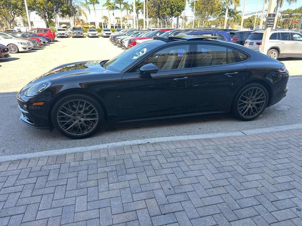Used 2018 Porsche Panamera 4S image 2