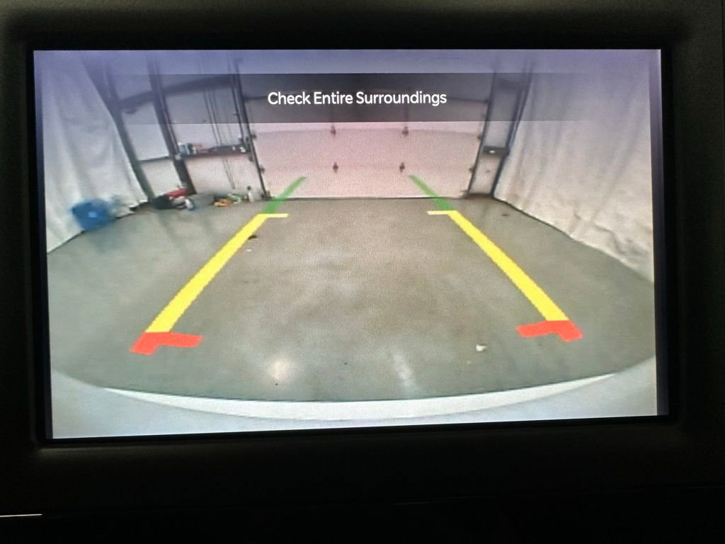 Used 2023 Chrysler Voyager LX image 39