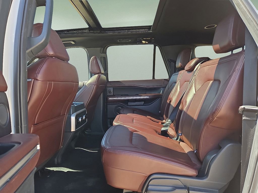 Used 2024 Ford Expedition Max Limited image 15