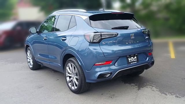 Used 2024 Buick Encore GX Avenir w/ Avenir Technology Package AWD/4WD image 9