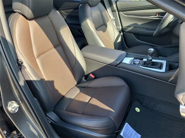 New 2026 MAZDA MAZDA3 2.5 S Hatchback w/ Premium Pkg FWD image 17