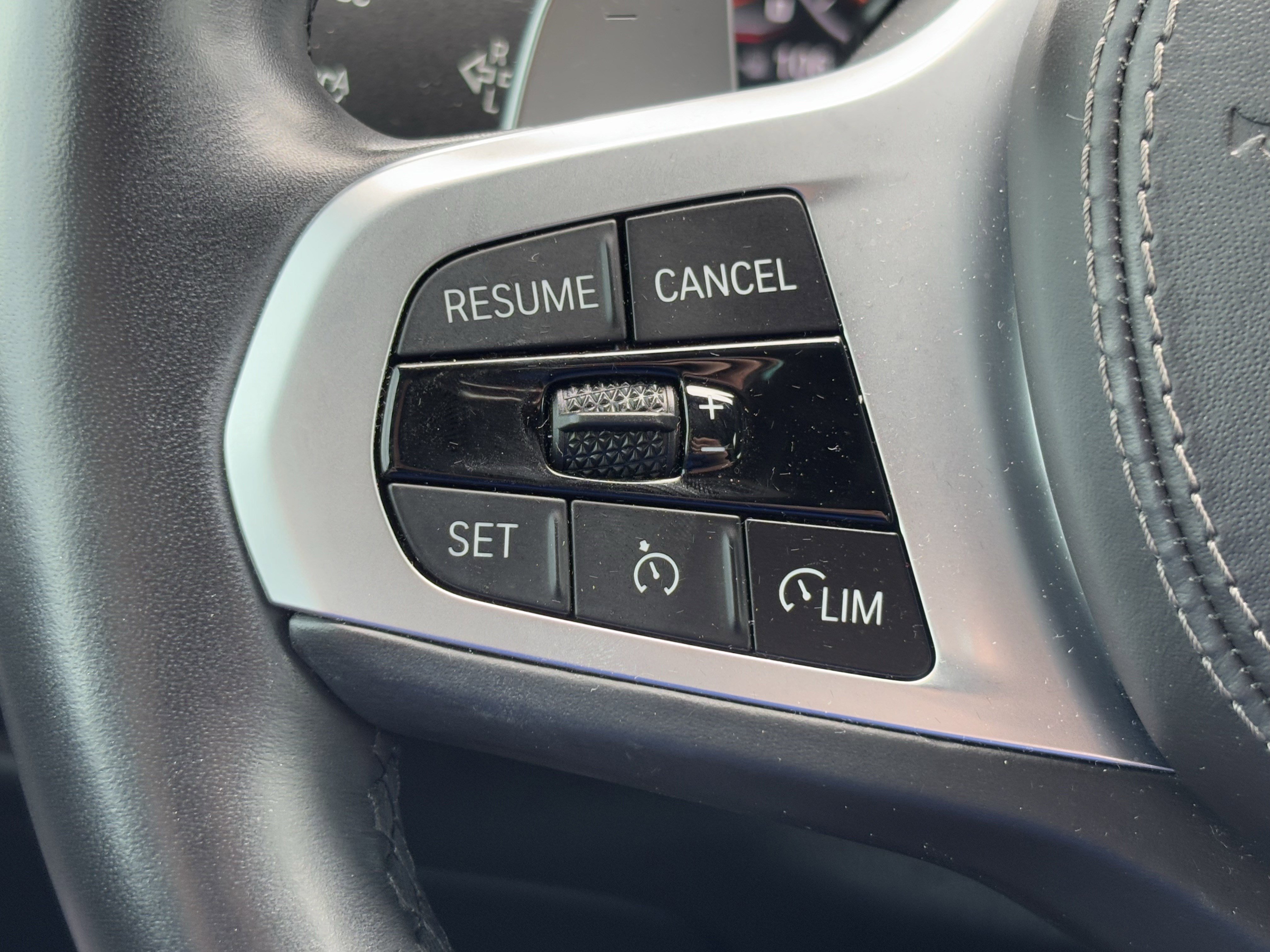 Used 2021 BMW X5 M50i w/ Premium Package image 19