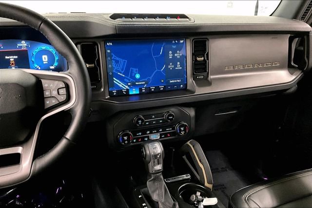 Used 2025 Ford Bronco Badlands image 7