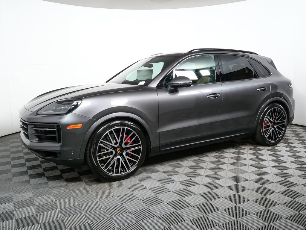 New 2026 Porsche Cayenne S video 2