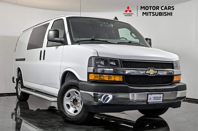 Used 2021 Chevrolet Express 2500 w/ Driver Convenience Package RWD image 1